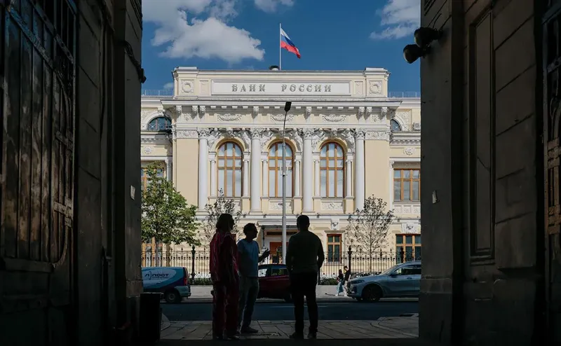 Банк России снизил ключевую ставку до 18%: что измениться для экономики и ипотечного рынка